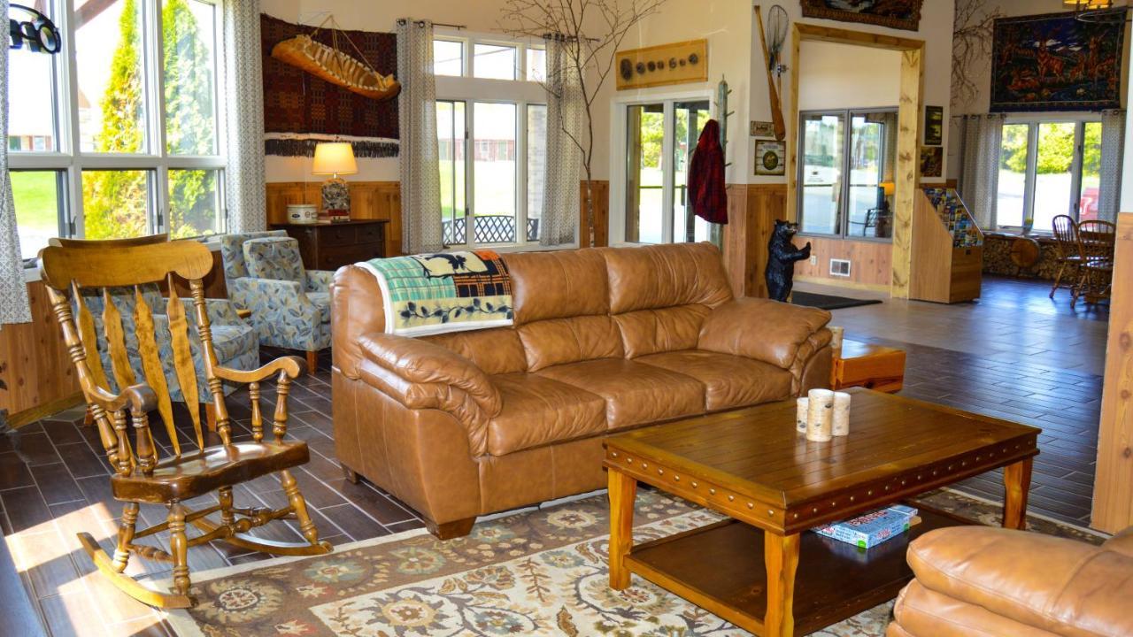 Cedar Hill Lodge St. Ignace Zewnętrze zdjęcie