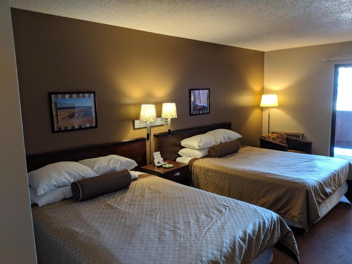 Cedar Hill Lodge St. Ignace Zewnętrze zdjęcie