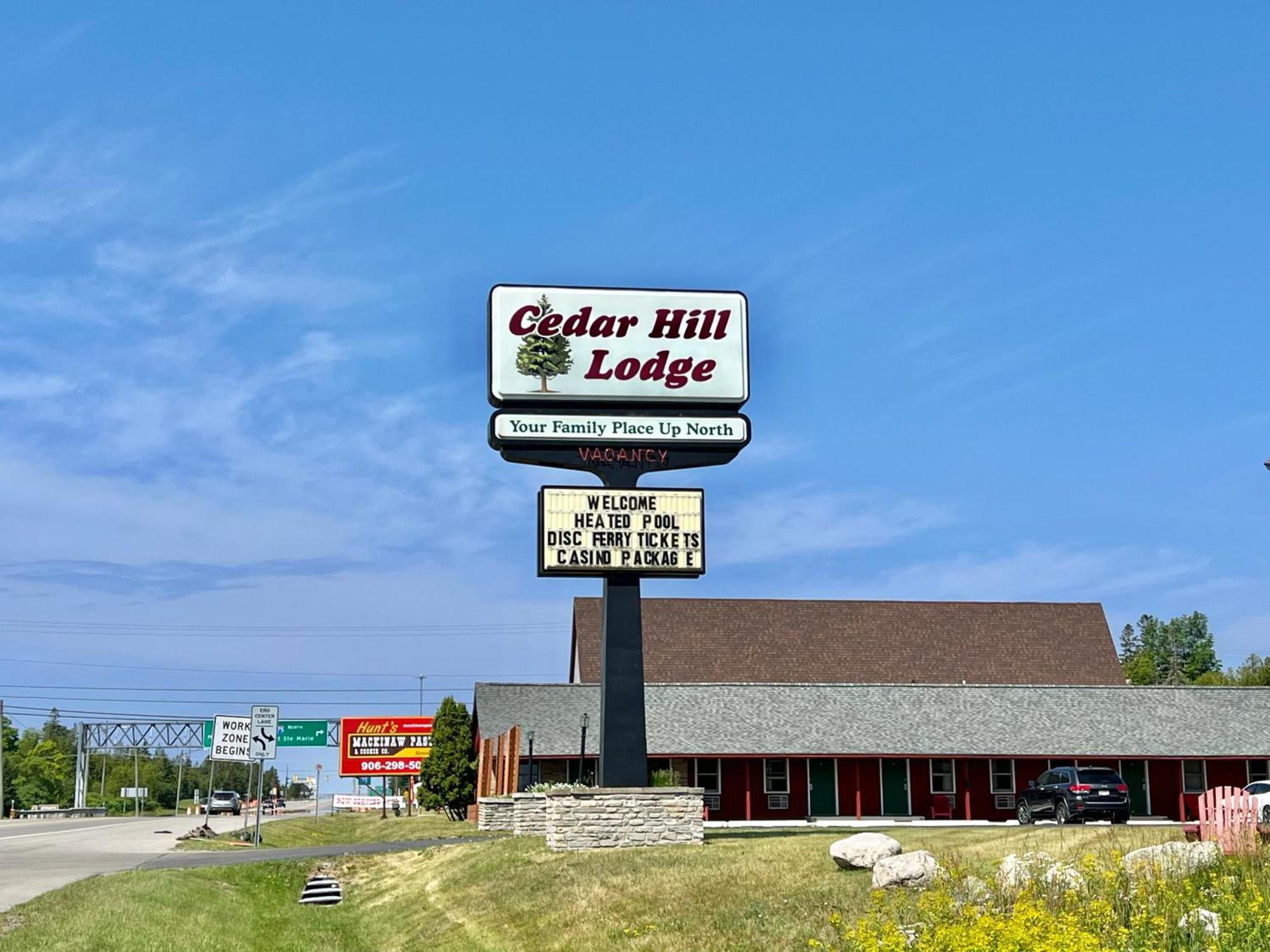 Cedar Hill Lodge St. Ignace Zewnętrze zdjęcie