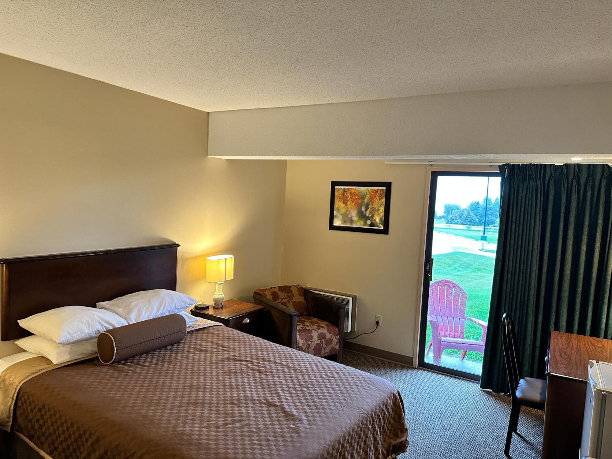 Cedar Hill Lodge St. Ignace Zewnętrze zdjęcie
